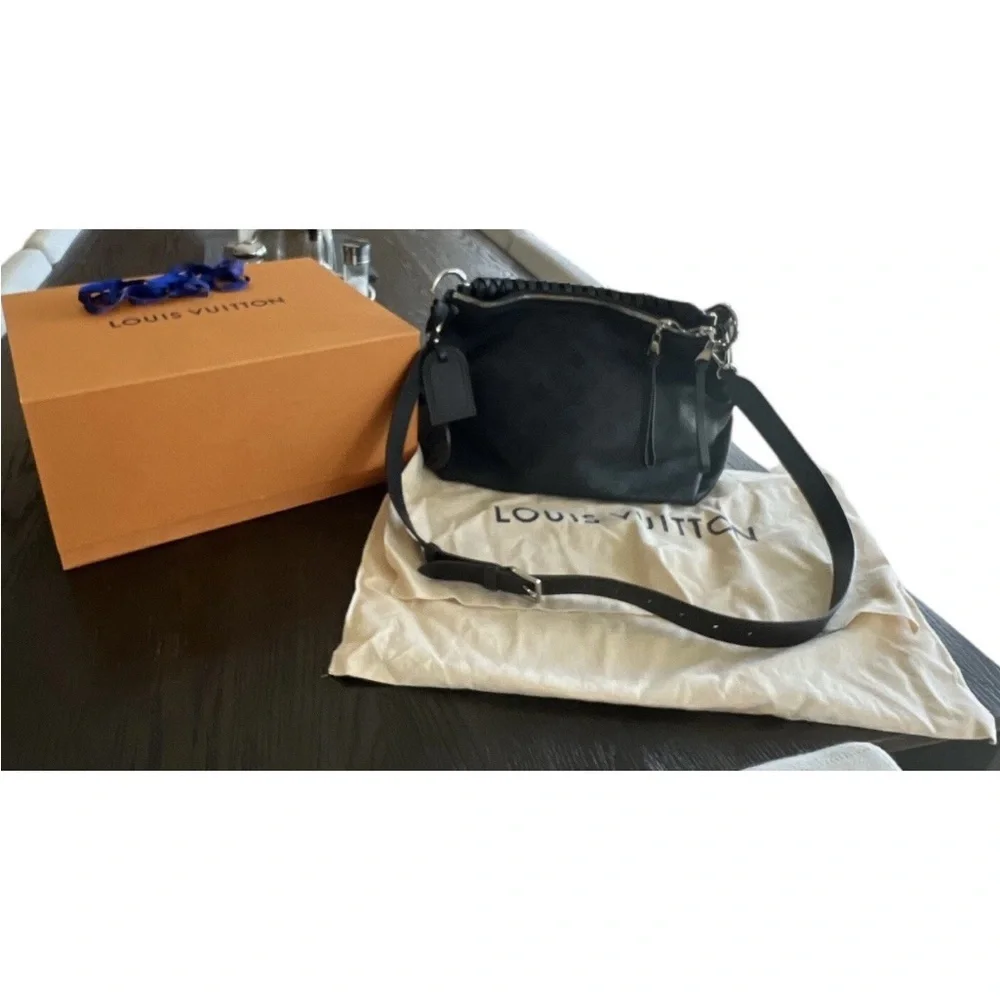 Louis Vuitton Mahina Beaubourg Hobo MM